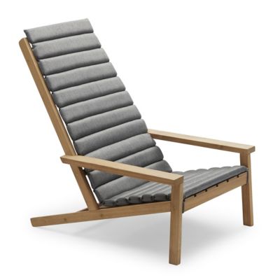 Between Lines Outdoor Deck Chair with Cushion
