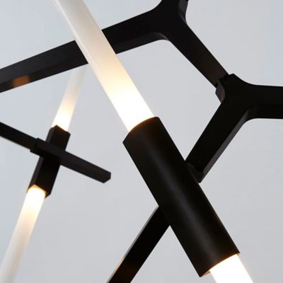 Shown in Black finish, Straight Cut glass, detail