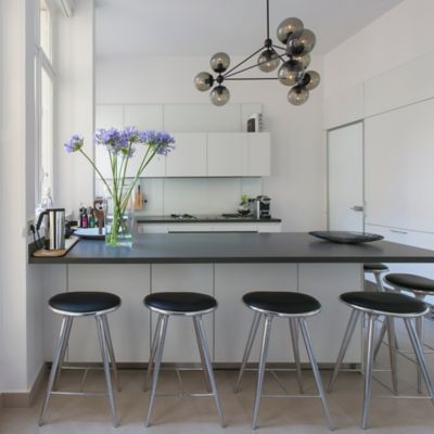 Modo 3 Sided Chandelier - 10 Globes