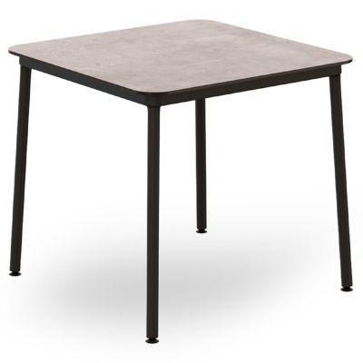 Hub Outdoor Dining Table