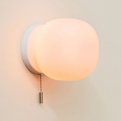 Pearl Pull Chain Wall Sconce