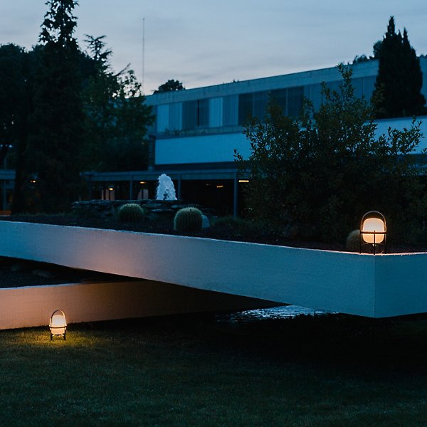 Cestita Alubat LED Outdoor Table Lamp