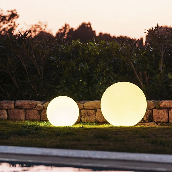 Ball Bluetooth Floating LED Indoor/Outdoor Lamp