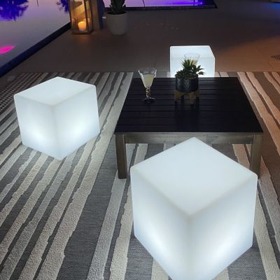 Comorama regering karakterisere Cube Bluetooth LED Indoor/Outdoor Lamp by Smart and Green at Lumens.com