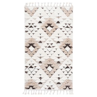 Tasrano Area Rug