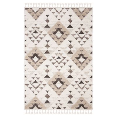 Tasrano Area Rug