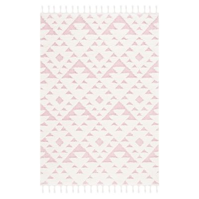 Tasrano Area Rug