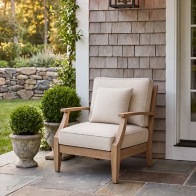 Shown in Natural with Beige color, in use