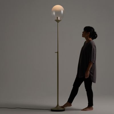 Mist LED Floor Lamp - Thumbnail 3