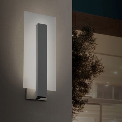 Shown in Textured Gray finish, in use