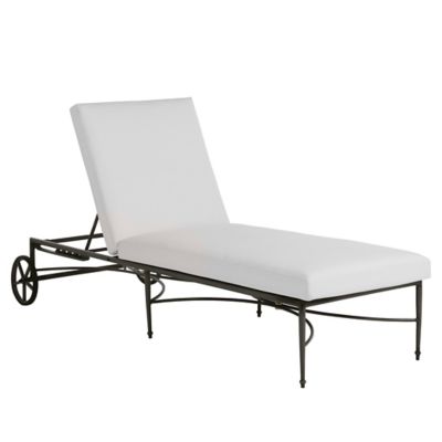 Roma Outdoor Chaise Lounge with Wheels