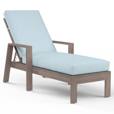 Laguna Outdoor Chaise Lounge
