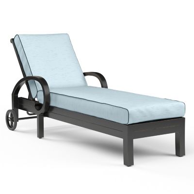 Monterey Outdoor Chaise Lounge