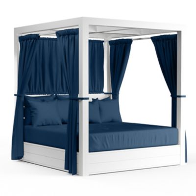 Newport Resort Outdoor Daybed