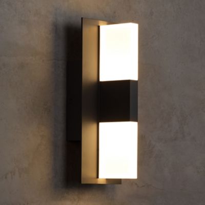 LYFT 12 OUTDOOR WALL