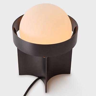 Loop Sphere IV Table Lamp