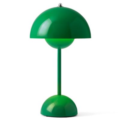 Flowerpot VP9 Rechargeable LED Table Lamp