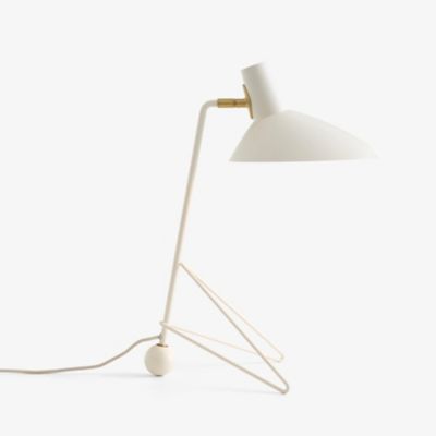 Tripod Table Lamp