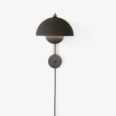 Flowerpot VP8 Plug-In Wall Sconce