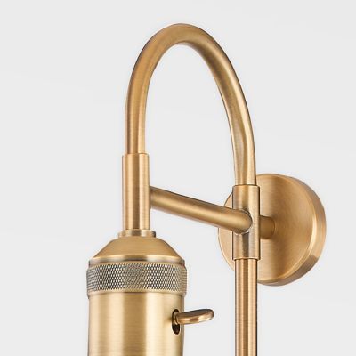 Dean Plug-In Wall Sconce