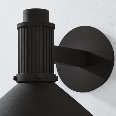 Elani Outdoor Wall Sconce