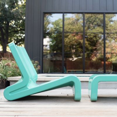 Line Outdoor Lounge Chair