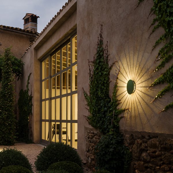 Meridiano 4720 Outdoor LED Wall Sconce
