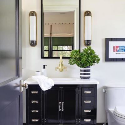 Selecta Bath Wall Sconce