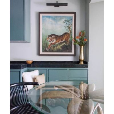 Frame Makers 18Inch Picture Light by Visual Comfort at