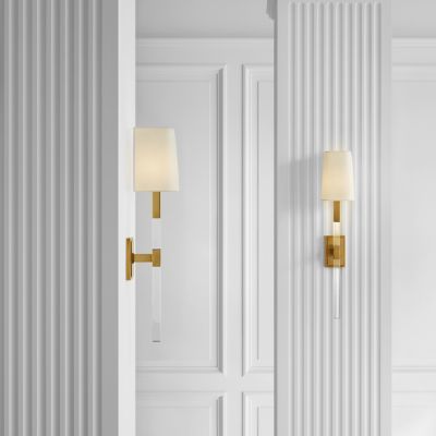 Reagan Tail Wall Sconce