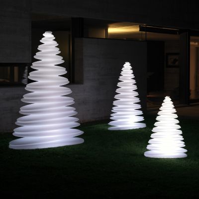 Chrismy RGB LED Tree by Vondom at Lumens.com