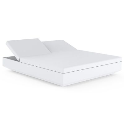 Vela 2 Reclining Square Daybed Illuminated