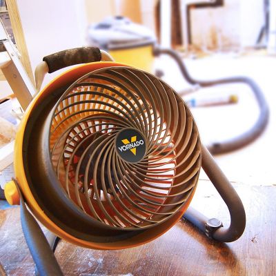 293 Heavy Duty Large Table Top Fan by Vornado at