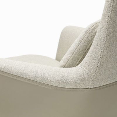 Relaxed lounge 2024 chair