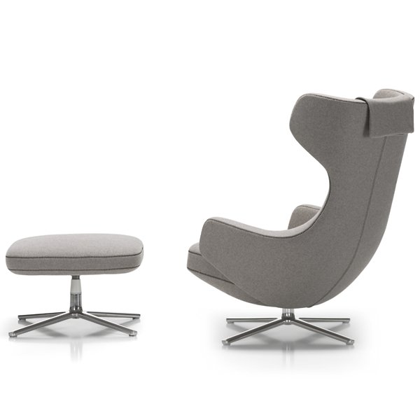 Grand Repos Lounge Chair and Ottoman