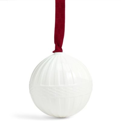Fluted Ornament