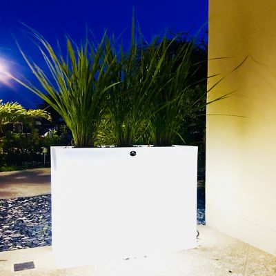 Artkalia Aix Longa LED Planter - Color: White