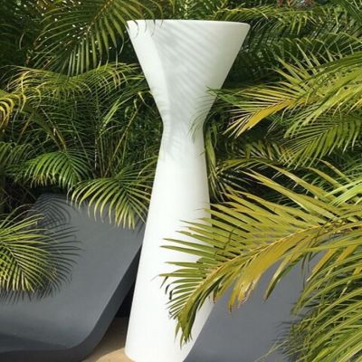 Artkalia Azuka LED Outdoor Floor Lamp - Color: White - Size: 1 light