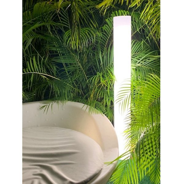 Artkalia Toscaa LED Outdoor Floor Lamp - Color: White - Size: 1 light