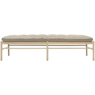 Carl Hansen OW150 Daybed - Color: Cream - OW150 DAYBED- OAK WHT OIL- SIF 90