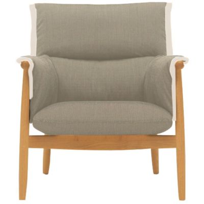 Carl Hansen E015 Embrace Lounge Chair - Color: Brown - E015-OAK LAQ-HALLING