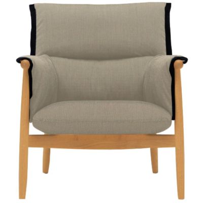 Carl Hansen E015 Embrace Lounge Chair - Color: Brown - E015-OAK LAQ-HALLING