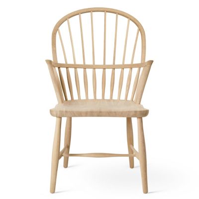 Carl Hansen FH38 Windsor Chair - Color: Oak - FH38 - OAK SOAP