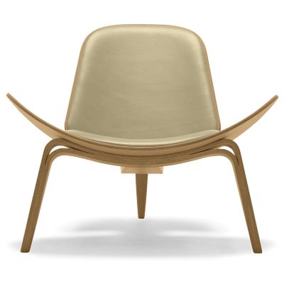 Carl Hansen CH07 Shell Lounge Chair - Color: Cream - CH07 - OAK LAQ - THOR 