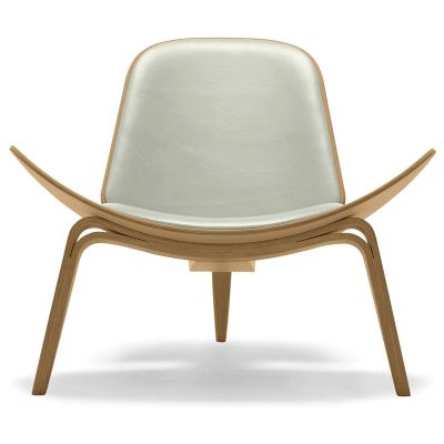 Carl Hansen CH07 Shell Lounge Chair - Color: White - CH07 - OAK LAQ - THOR 