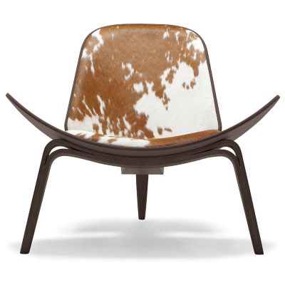 Carl Hansen CH07 Shell Lounge Chair - Color: Brown - CH07 - WAL LAQ - BROWN