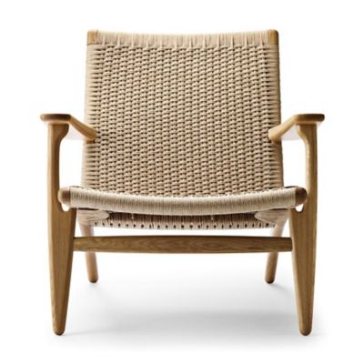 Carl Hansen CH25 Lounge Chair - Color: Beige - CH25 -NATURAL - OAK OIL