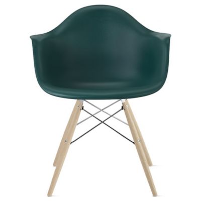 Herman Miller Eames Molded Plastic Armchair - Dowel Base - Color: Green - DAW.47WHNEVGE8 - Herman Miller Authorized Retailer
