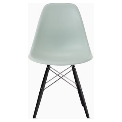 Herman Miller Eames Molded Plastic Side Chair with Dowel-Leg Bases - Color: Grey - DSW.47ENRYGE8 - Herman Miller Authorized Retailer