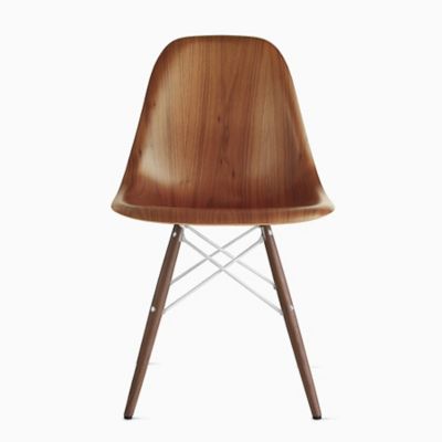 Herman Miller Eames Molded Wood Side Chair with Dowel-Leg Base - Color: Wood tones - DWSW.91OUOUE9 - Herman Miller Authorized Retailer